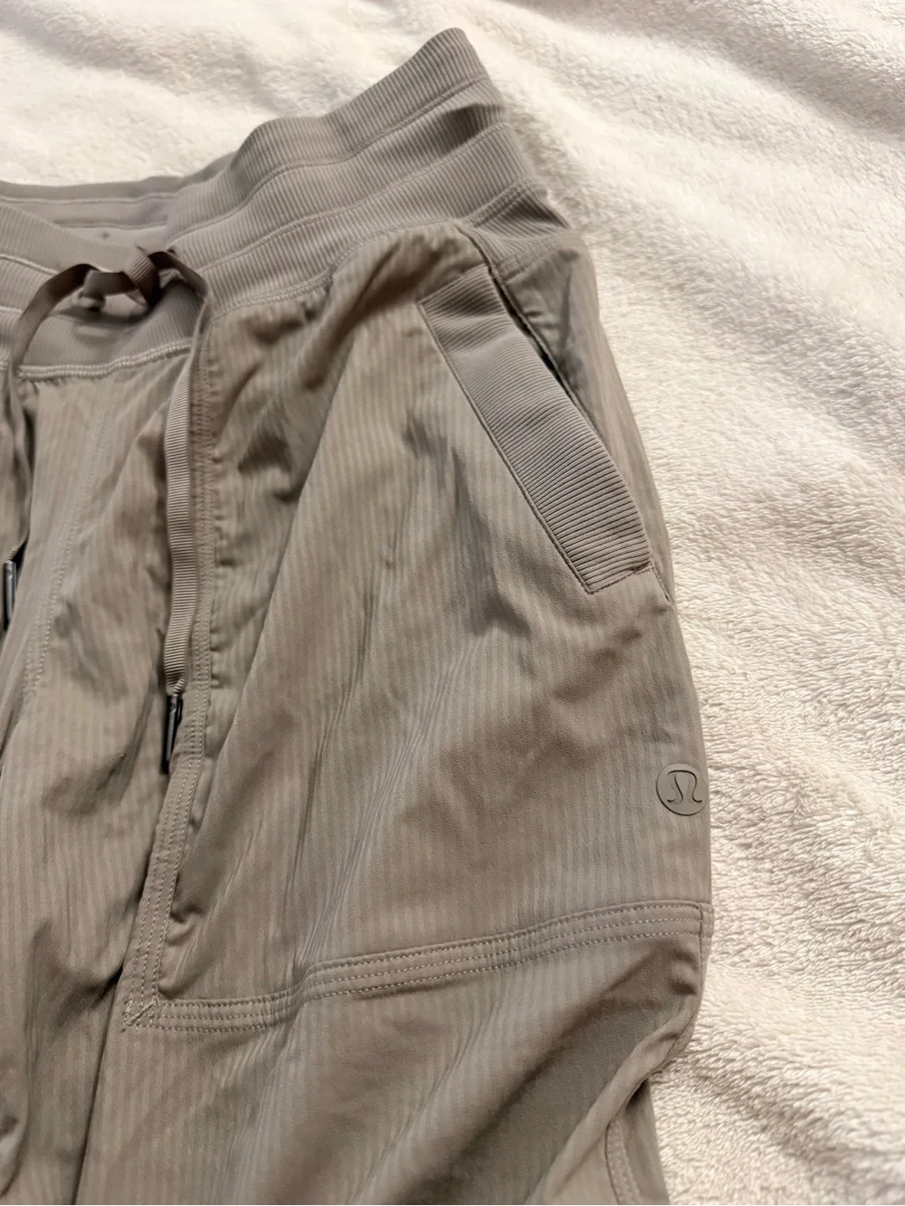 lululemon athletica Women's Straight Leg Pants in Taupe